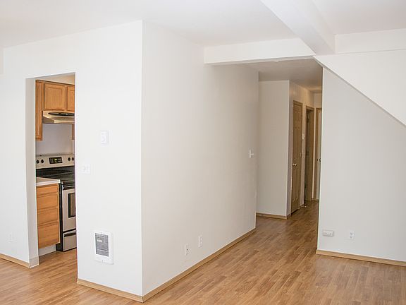 3rd image of 3500 NE 50th Ct APT 12