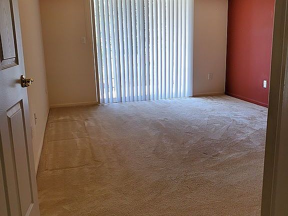 4th image of 28254 Oakmonte Cir E