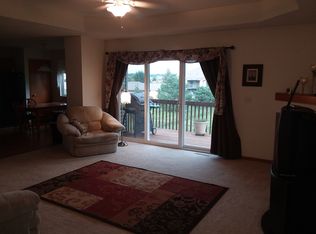 1420 Doe Run Dr, North Liberty, IA 52317