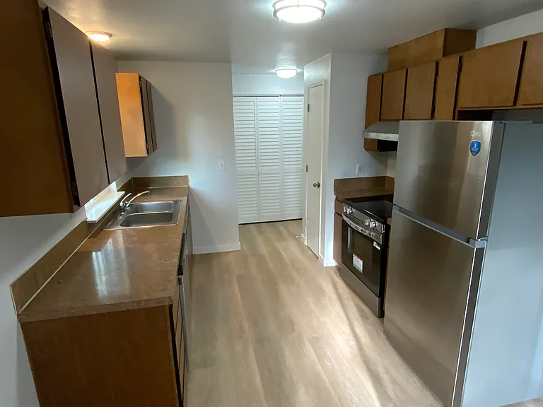 2027 Porta Ct NW — Photo 5