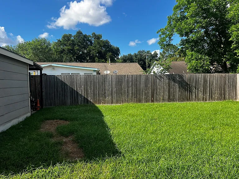 12418 Plumbrook Dr — Photo 20