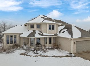 N2256 Briarwood Ave, La Crosse, WI 54601
