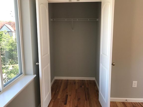 3rd image of 296 Van Duzer St #B