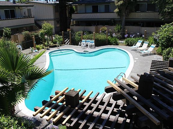 2nd image of 1431 Saratoga Ave APT 222