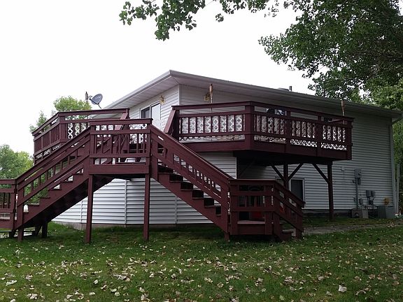2nd image of 745 Elmwood Dr W