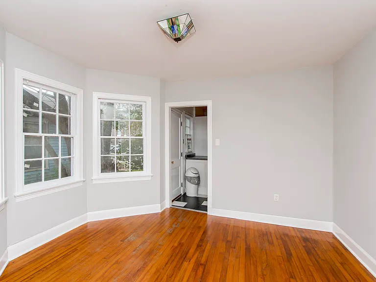 2904 Wilshire Dr — Photo 5