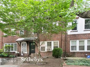 9907 Ascan Ave, Forest Hills, NY 11375