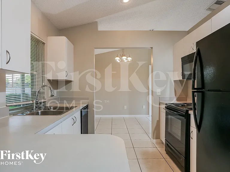 2514 SW Monterrey Ln — Photo 7