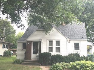 317 Park St, Dixon, IL 61021