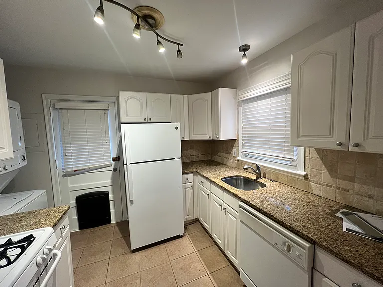 1568 Braeburn Dr SE — Photo 14