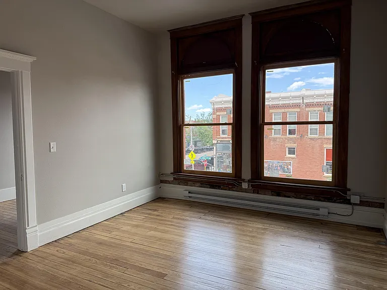 201 W Main St #6 — Photo 4