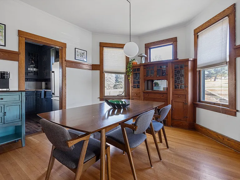 6504 Bedford Ave — Photo 1