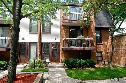 1st image of 7558 N Crawford Ave Unit 4