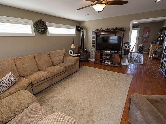 Living Room -1