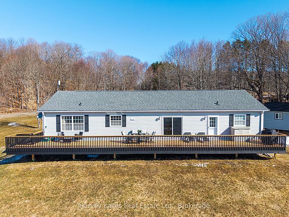 2nd image of 1120 Shea Rd