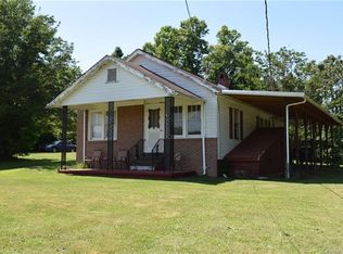 4180 Chambers Chapel Cir, Morganton, NC 28655