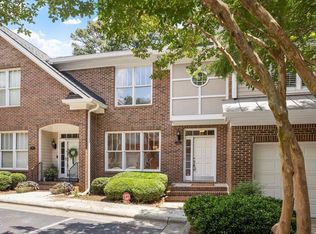 252 Ashton Hall Ln, Raleigh, NC 27609