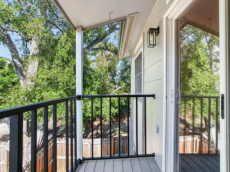 3109 W Horatio St #28 — Photo 26