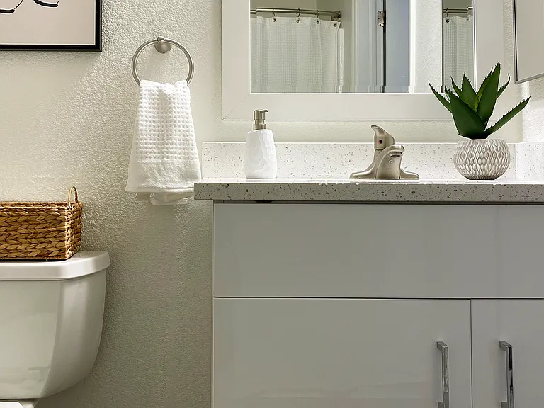 Bathroom | Fountains at Emerald Park Apartments | Apartments in Dublin, CA