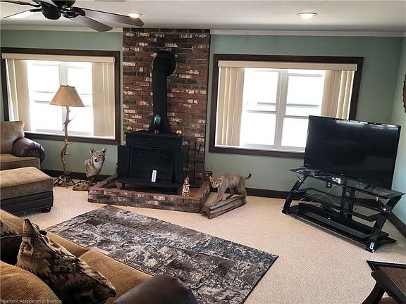 2nd image of 1201 Lake Clay Dr