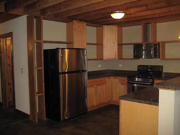 2nd image of 312 N Seminary Ave