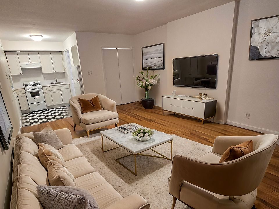 1st image of 1640 York Ave APT 1A