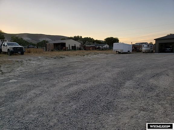 4th image of 308 Washakie Dr