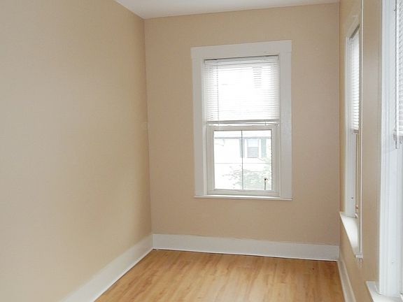 5th image of 173 Broadway APT 2