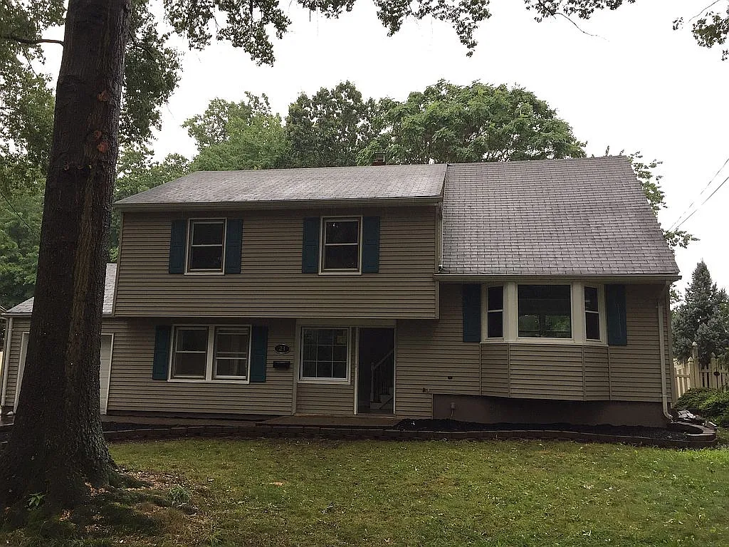 21 Meyer Rd photo 1