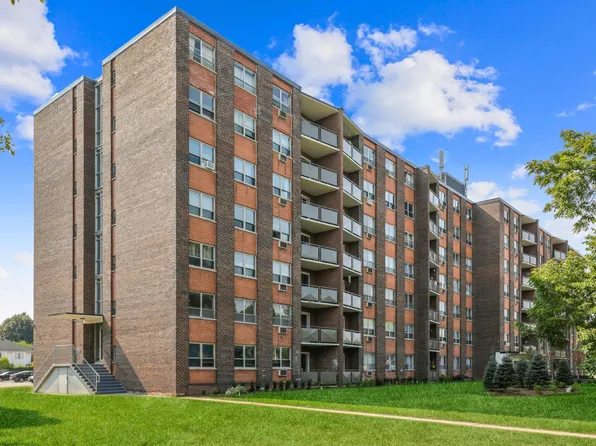 640 Guelph Line, Burlington, ON L7R 3M9