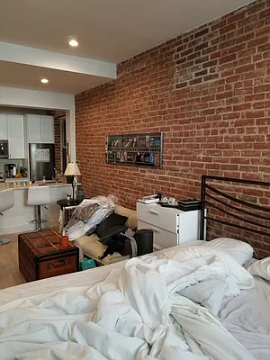 Rented by Sky Management | media 30