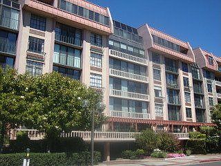 1st image of 555 Laurel Ave APT 424