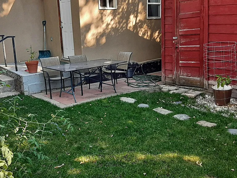 826 E Chase Ave — Photo 6