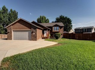 2917 Benjamin St, Rapid City, SD 57703