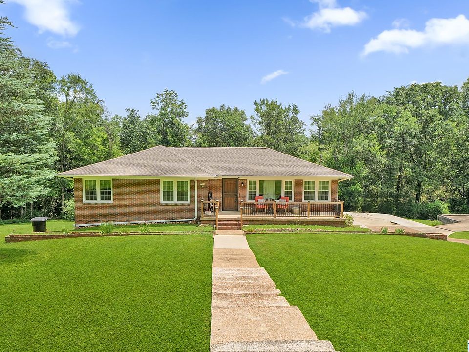 1st image of 1221 Knight Dr