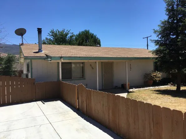 2128 Crestview Ave, Lake Isabella, CA 93240