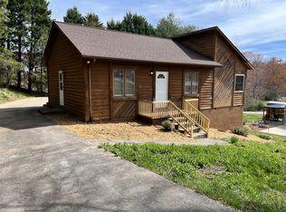 288 Gwyn Hayes St, North Wilkesboro, NC 28659