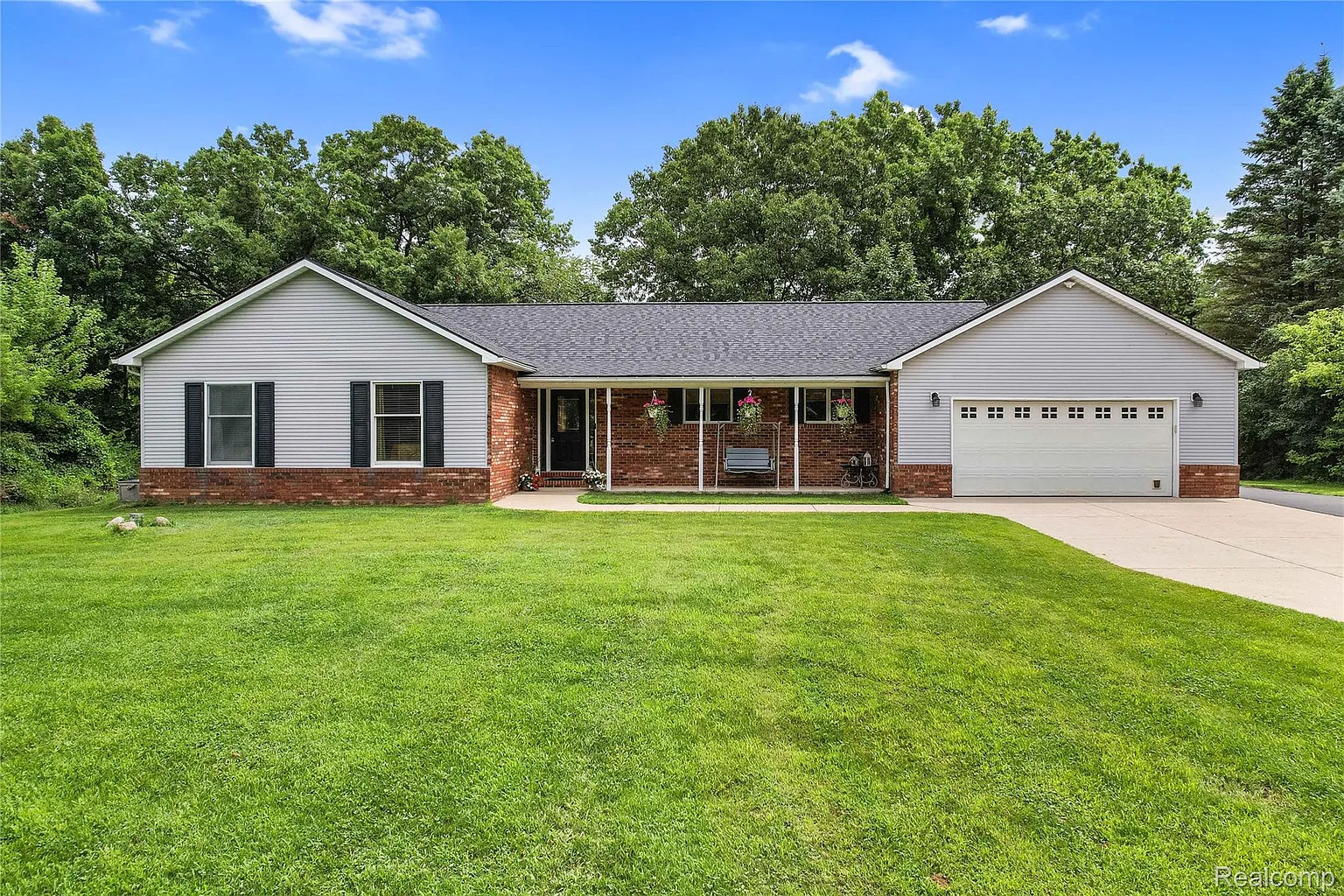 9587 Harmon Ln photo 1