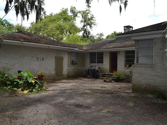 4th image of 1800 Oak Ave