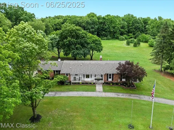 9160 Joy Rd, Plymouth, MI 48170