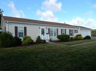 31 Willow Bend Blvd, Plymouth, MA 02360