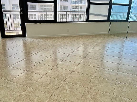 3rd image of 3800 Galt Ocean Drive #608