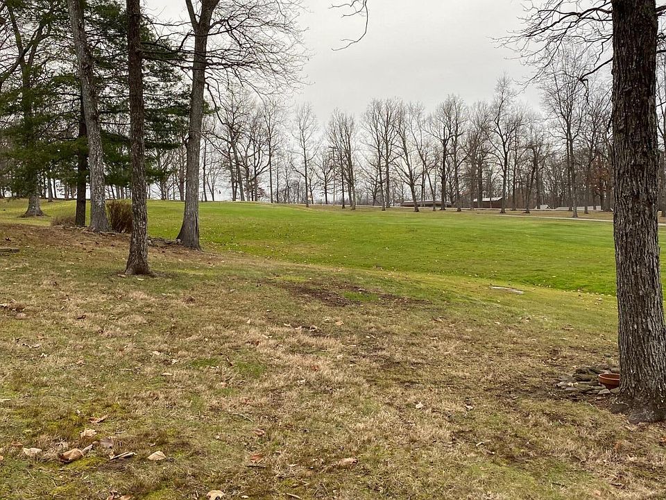 2nd image of 164 Baltusrol Rd