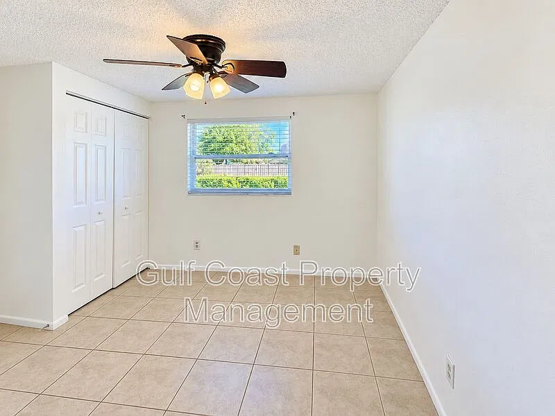 3 bed, 2.0 bath, $1,900 — Photo 4