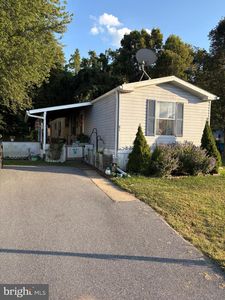 81 Meals Dr, Carlisle, PA, 17015