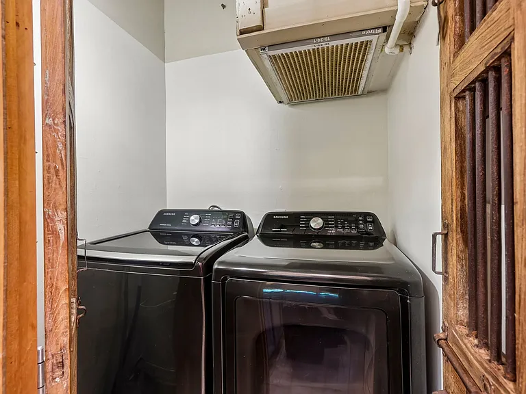2731 S Parkview Dr #1 — Photo 17