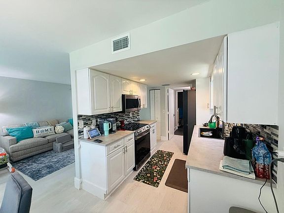 2nd image of 5831 Thisledown Ct #0
