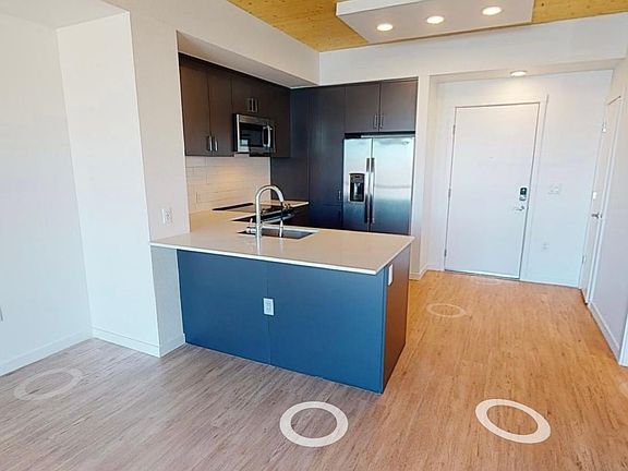 3rd image of 3102 W 17th Ave #345