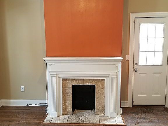 4th image of 54 Charles St