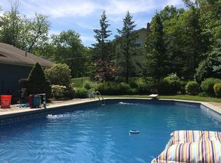 12 Stanford Ct, Totowa, NJ